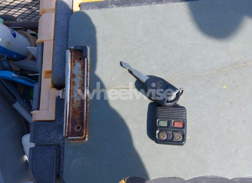 Photo 11 of 2006 Ford Focus ZX4 (VIN 1FAHP34N16W213668)