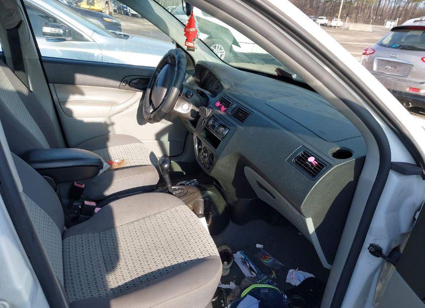 Photo 5 of 2007 Ford Focus S/SE/SES (VIN 1FAHP34N17W121395)