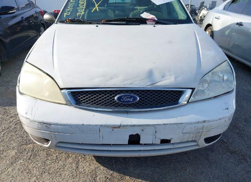 Photo 6 of 2007 Ford Focus S/SE/SES (VIN 1FAHP34N17W121395)