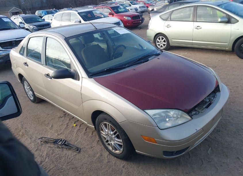 2007 Ford Focus S/SE/SES (VIN 1FAHP34N17W226289) main photo