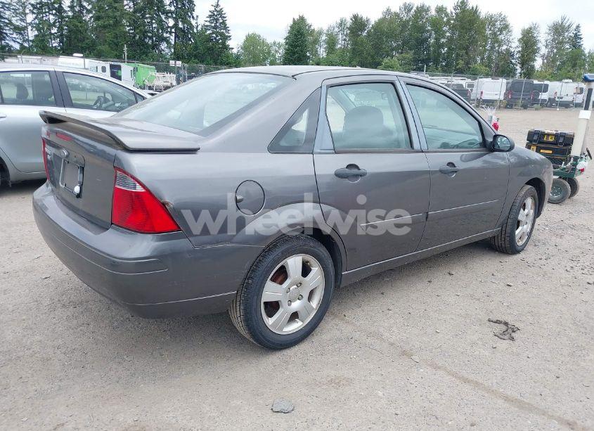 Photo 4 of 2007 Ford Focus ZX4/S/SE/SES (VIN 1FAHP34N17W309236)