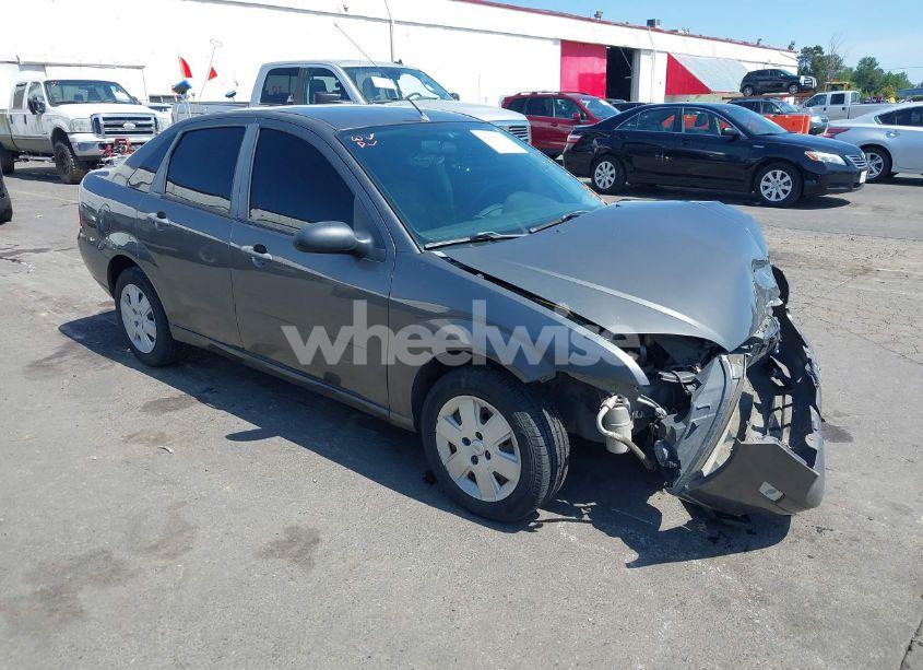 2007 Ford Focus S/SE/SES (VIN 1FAHP34N17W310774) main photo
