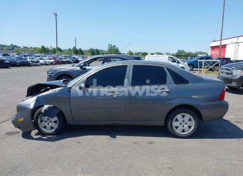 Photo 15 of 2007 Ford Focus S/SE/SES (VIN 1FAHP34N17W310774)