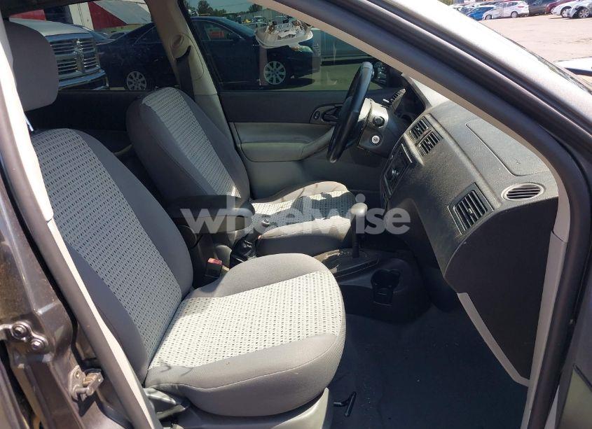 Photo 5 of 2007 Ford Focus S/SE/SES (VIN 1FAHP34N17W310774)