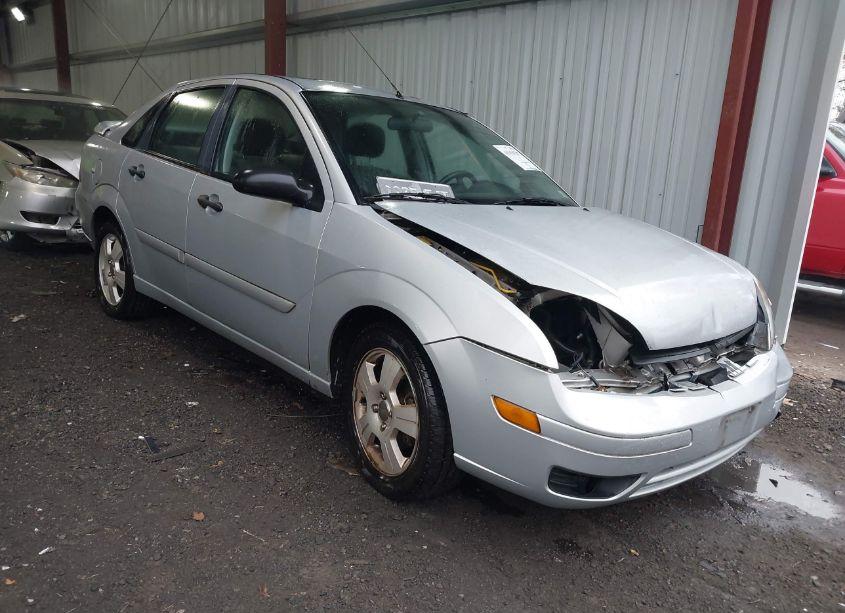2006 Ford Focus ZX4 (VIN 1FAHP34N26W246971) main photo
