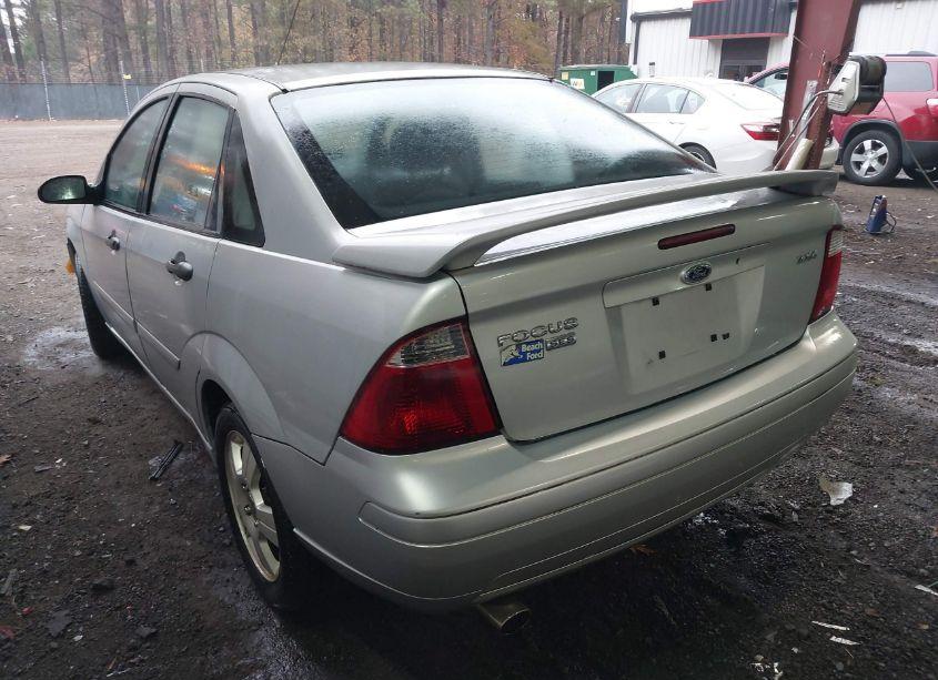 Photo 3 of 2006 Ford Focus ZX4 (VIN 1FAHP34N26W246971)