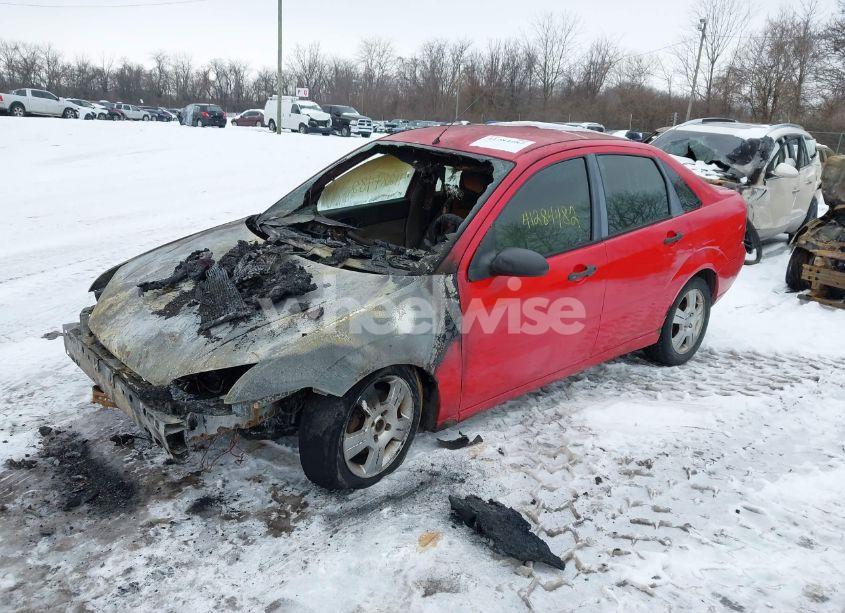 Photo 2 of 2007 Ford Focus S/SE/SES (VIN 1FAHP34N27W196333)