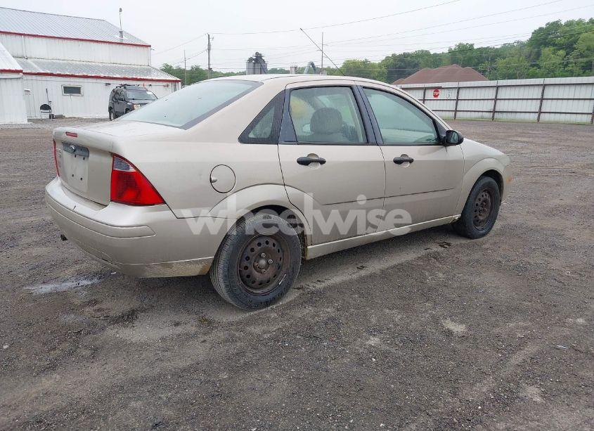 Photo 4 of 2007 Ford Focus S/SE/SES (VIN 1FAHP34N27W231422)