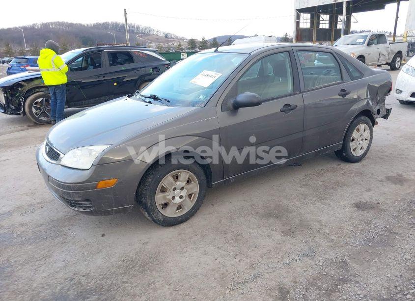 Photo 2 of 2007 Ford Focus S/SE/SES (VIN 1FAHP34N27W291474)