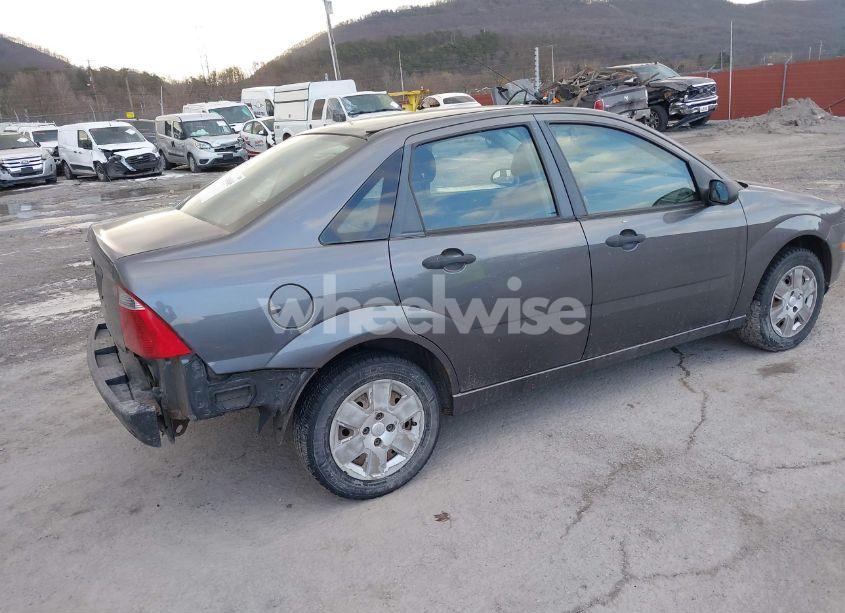 Photo 4 of 2007 Ford Focus S/SE/SES (VIN 1FAHP34N27W291474)