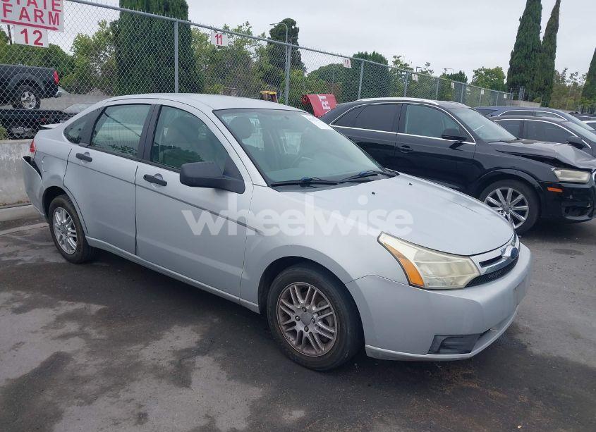 2008 Ford Focus S (VIN 1FAHP34N28W164693) main photo