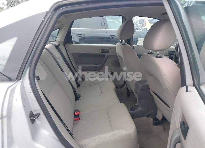 Photo 8 of 2008 Ford Focus S (VIN 1FAHP34N28W164693)