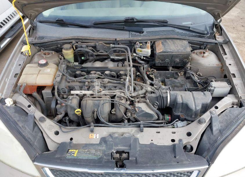 Photo 10 of 2005 Ford Focus ZX4 (VIN 1FAHP34N35W144951)