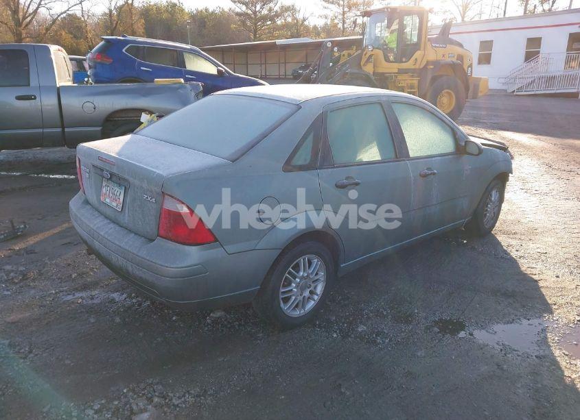 Photo 4 of 2006 Ford Focus ZX4 (VIN 1FAHP34N36W156986)