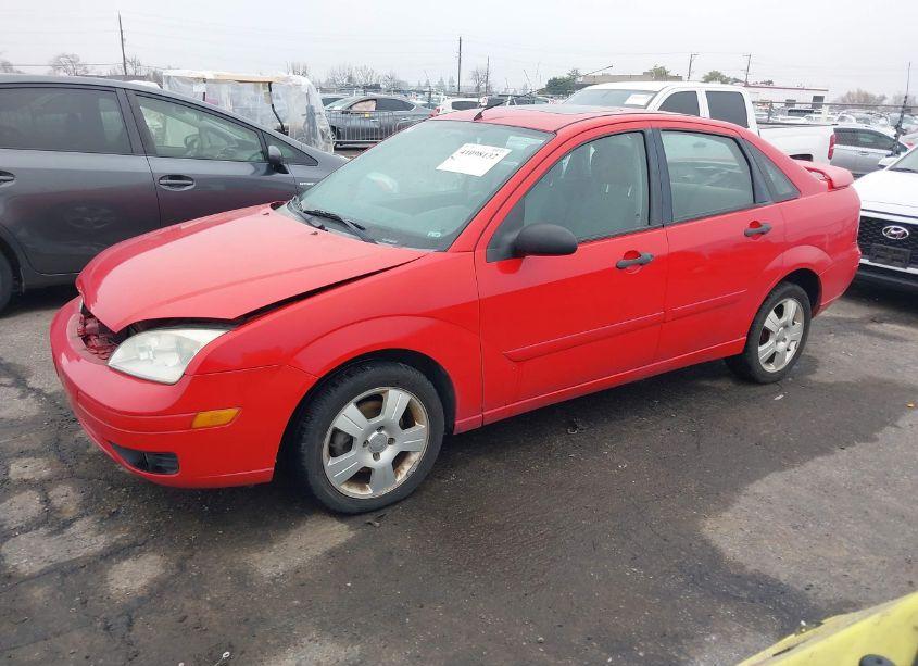 Photo 2 of 2007 Ford Focus S/SE/SES (VIN 1FAHP34N37W151417)