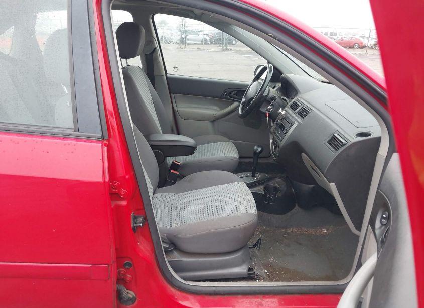 Photo 5 of 2007 Ford Focus S/SE/SES (VIN 1FAHP34N37W151417)