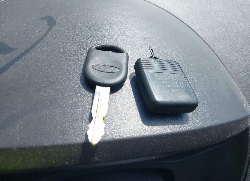 Photo 11 of 2007 Ford Focus S/SE/SES (VIN 1FAHP34N37W185616)