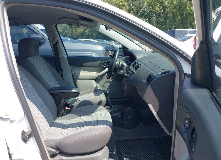 Photo 5 of 2007 Ford Focus S/SE/SES (VIN 1FAHP34N37W185616)