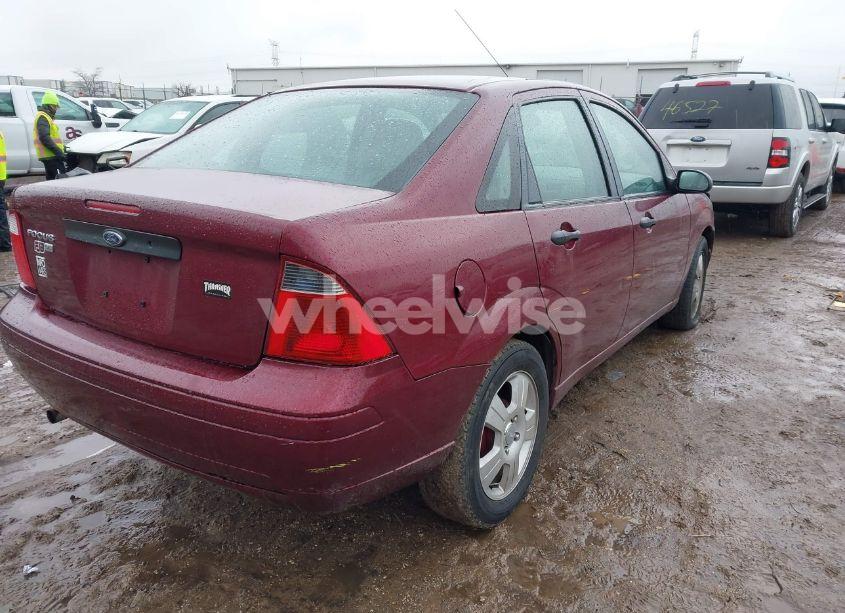 Photo 4 of 2007 Ford Focus S/SE/SES (VIN 1FAHP34N37W199645)