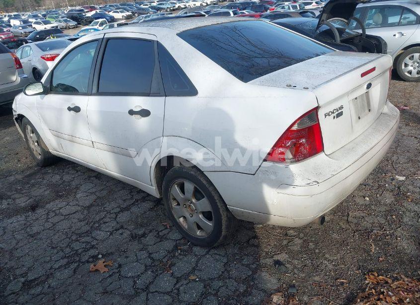 Photo 3 of 2007 Ford Focus S/SE/SES (VIN 1FAHP34N37W260086)