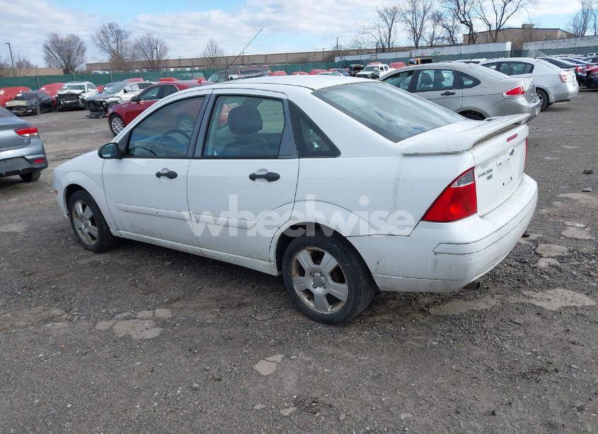 Photo 3 of 2007 Ford Focus S/SE/SES (VIN 1FAHP34N37W282590)