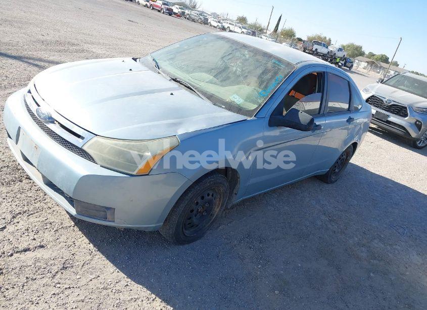 Photo 2 of 2009 Ford Focus S (VIN 1FAHP34N39W211005)