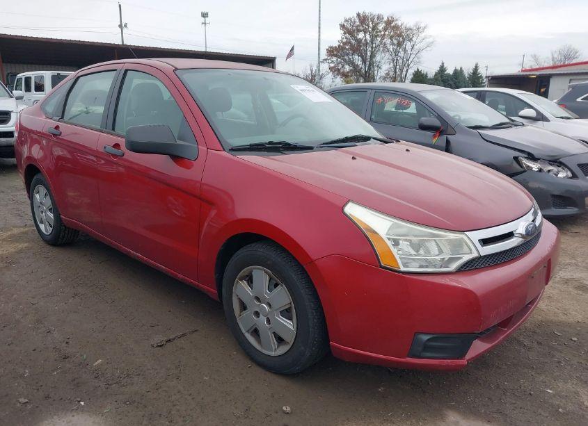 2009 Ford Focus S (VIN 1FAHP34N39W248779) main photo