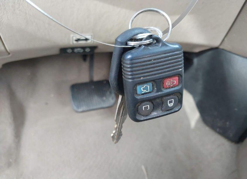 Photo 11 of 2006 Ford Focus ZX4 (VIN 1FAHP34N46W247443)