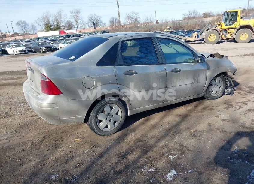 Photo 4 of 2007 Ford Focus S/SE/SES (VIN 1FAHP34N47W115090)