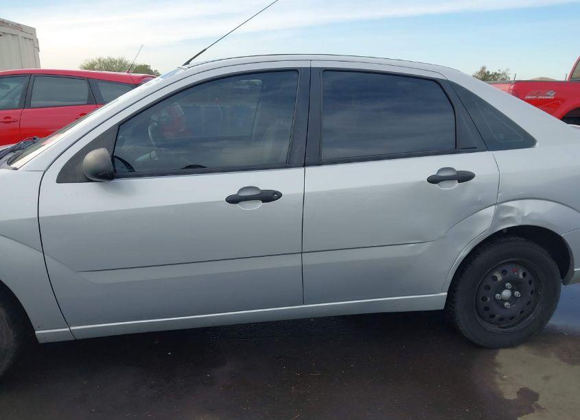 Photo 14 of 2007 Ford Focus S/SE/SES (VIN 1FAHP34N47W154651)
