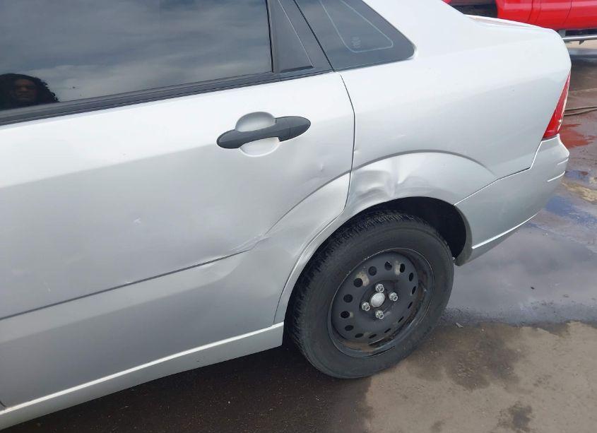 Photo 6 of 2007 Ford Focus S/SE/SES (VIN 1FAHP34N47W154651)