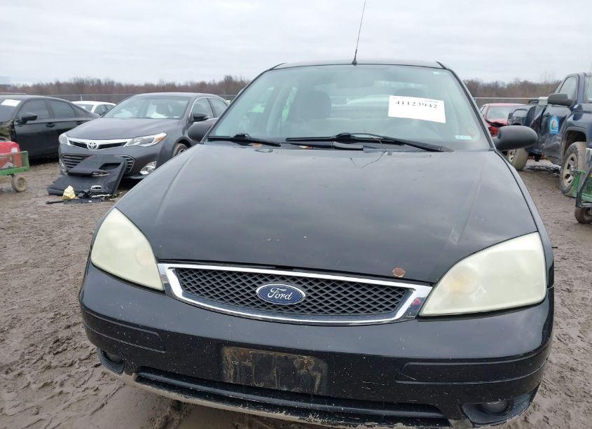 Photo 12 of 2007 Ford Focus S/SE/SES (VIN 1FAHP34N47W162474)