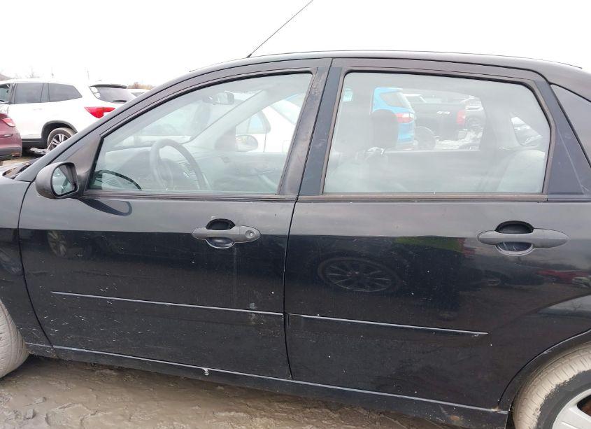 Photo 14 of 2007 Ford Focus S/SE/SES (VIN 1FAHP34N47W162474)