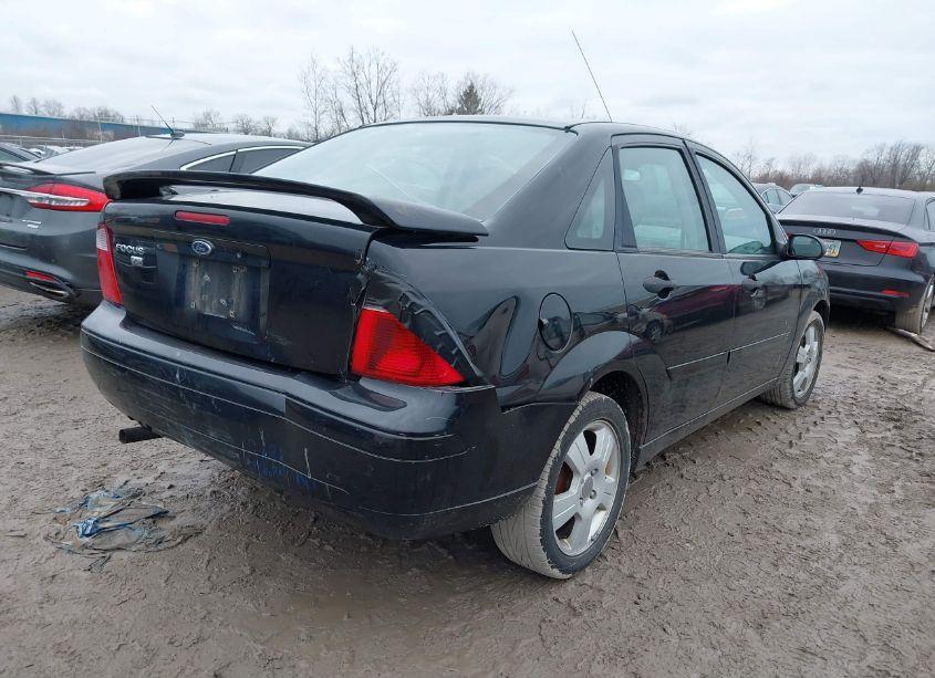 Photo 4 of 2007 Ford Focus S/SE/SES (VIN 1FAHP34N47W162474)