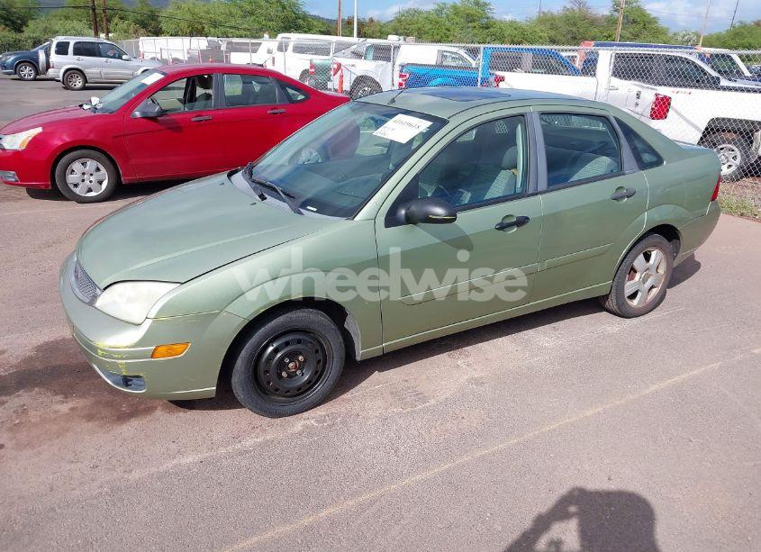 Photo 2 of 2007 Ford Focus S/SE/SES (VIN 1FAHP34N47W360858)