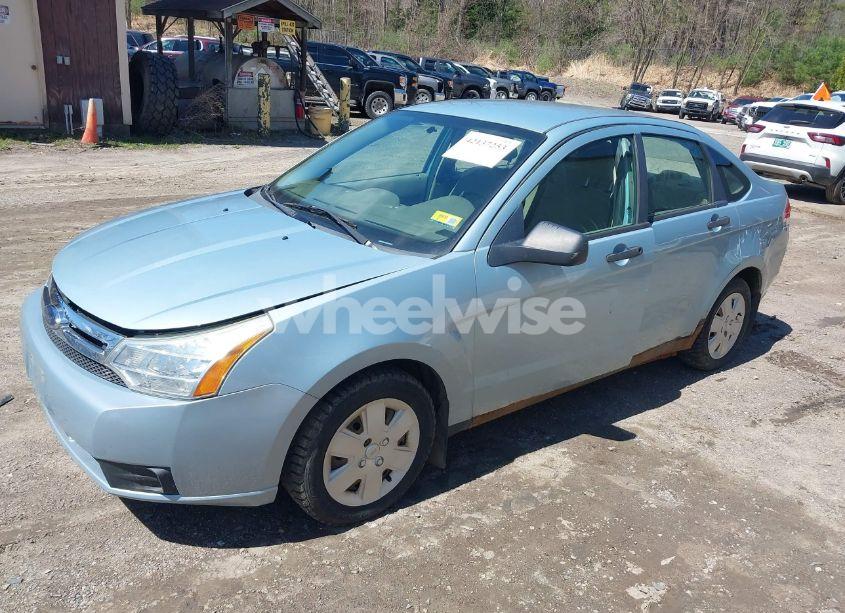 Photo 2 of 2008 Ford Focus S (VIN 1FAHP34N48W255674)