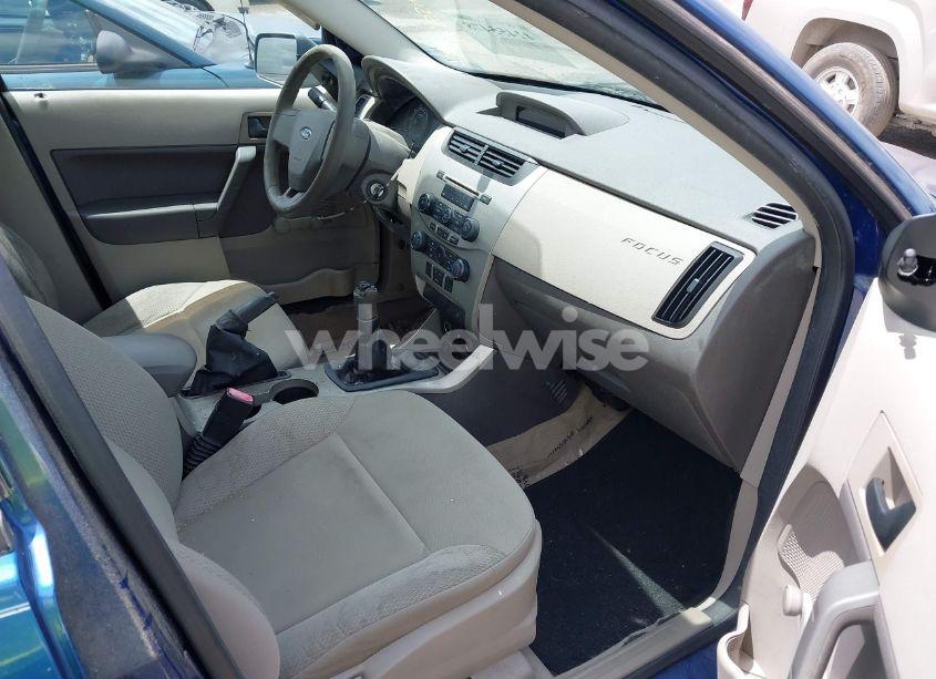 Photo 5 of 2009 Ford Focus S (VIN 1FAHP34N49W213118)