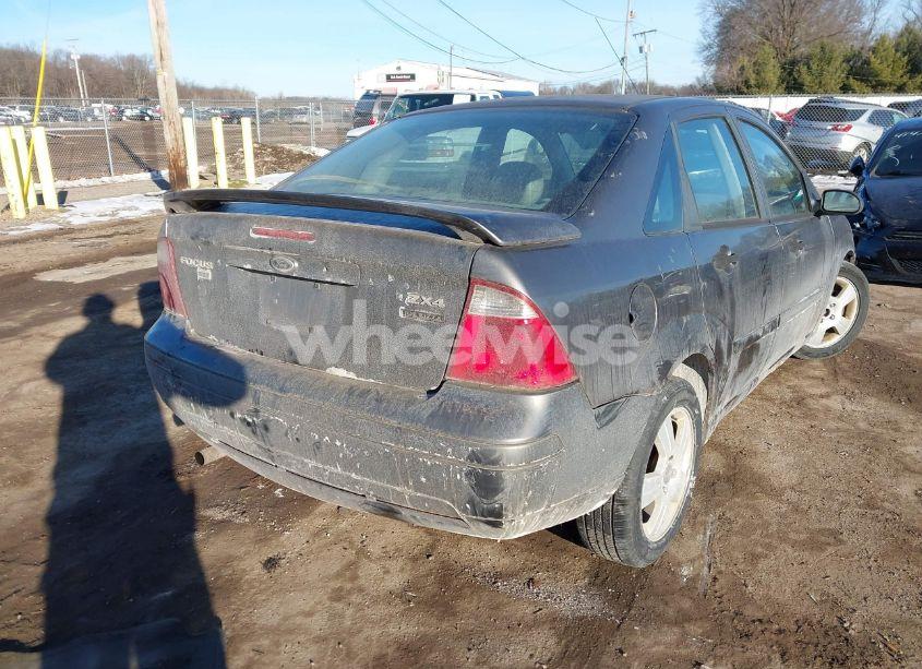 Photo 4 of 2005 Ford Focus ZX4 (VIN 1FAHP34N55W199370)