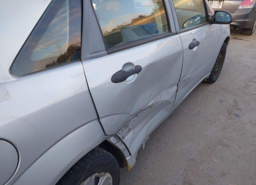 Photo 6 of 2007 Ford Focus S/SE/SES (VIN 1FAHP34N57W221161)