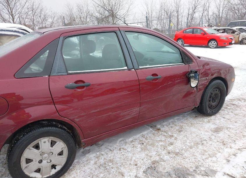 Photo 12 of 2007 Ford Focus S/SE/SES (VIN 1FAHP34N57W241233)