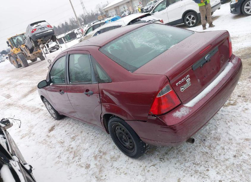 Photo 3 of 2007 Ford Focus S/SE/SES (VIN 1FAHP34N57W241233)