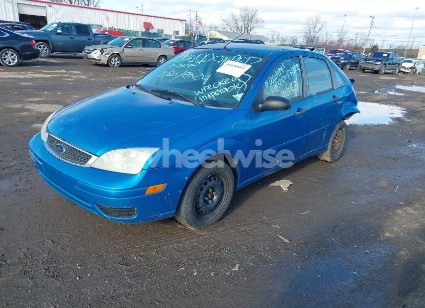 Photo 2 of 2007 Ford Focus S/SE/SES (VIN 1FAHP34N57W325598)