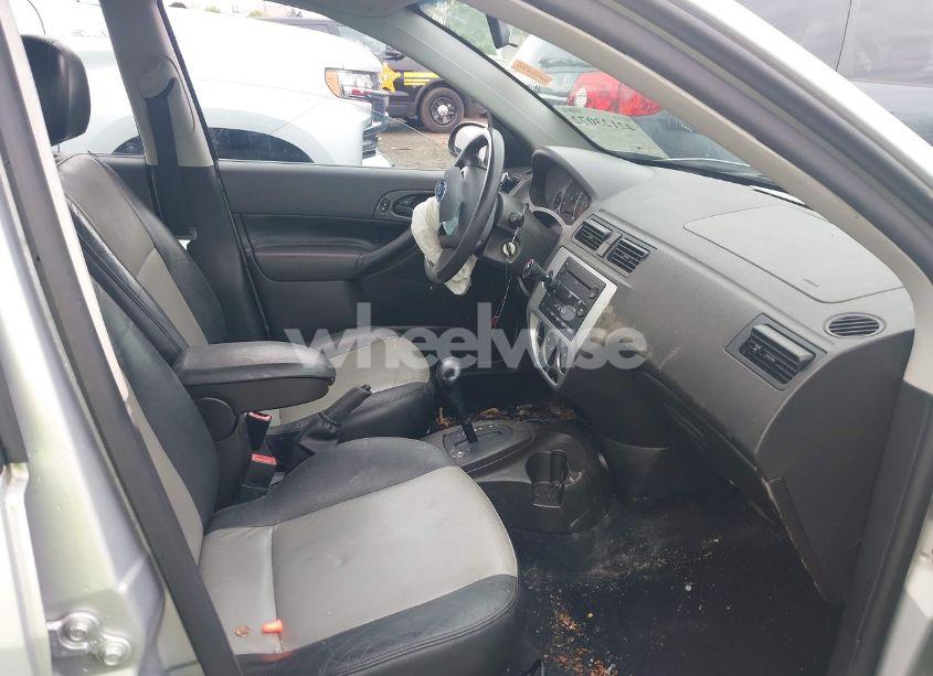 Photo 5 of 2007 Ford Focus S/SE/SES (VIN 1FAHP34N57W326220)