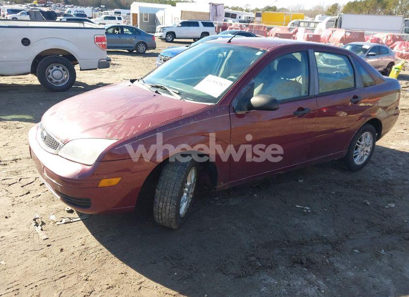 Photo 2 of 2007 Ford Focus S/SE/SES (VIN 1FAHP34N57W359881)