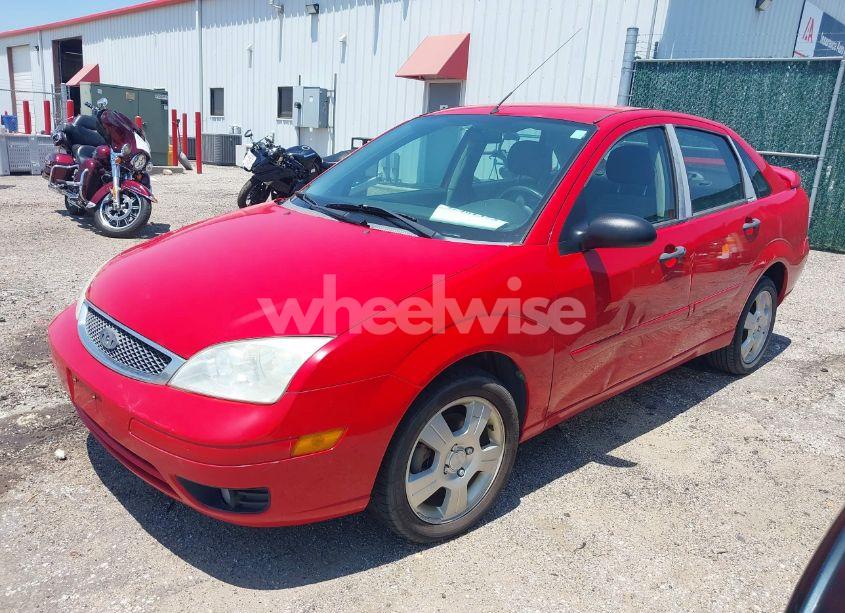 Photo 2 of 2007 Ford Focus S/SE/SES (VIN 1FAHP34N67W196187)