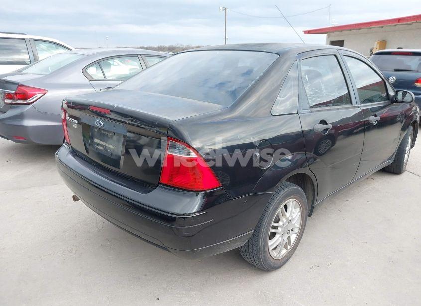 Photo 4 of 2007 Ford Focus S/SE/SES (VIN 1FAHP34N67W291655)