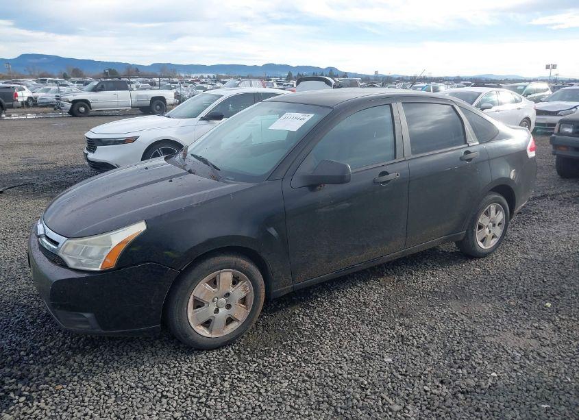 Photo 2 of 2008 Ford Focus S (VIN 1FAHP34N68W150571)