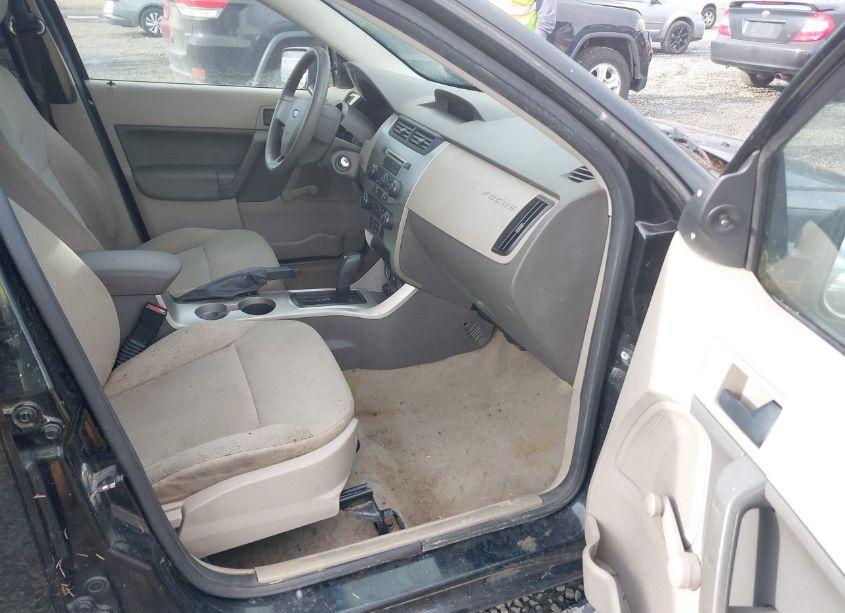 Photo 5 of 2008 Ford Focus S (VIN 1FAHP34N68W150571)