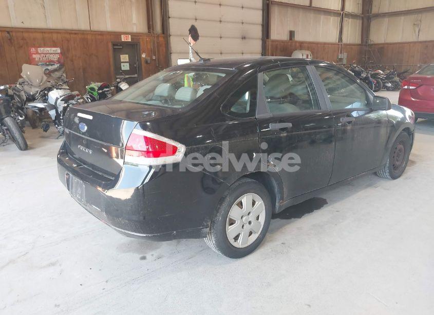 Photo 4 of 2009 Ford Focus S (VIN 1FAHP34N69W127678)