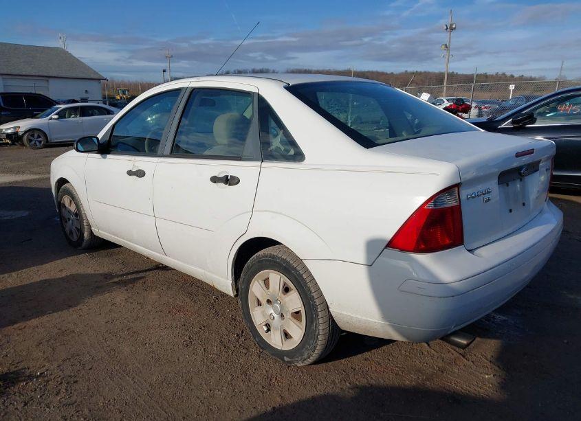 Photo 3 of 2006 Ford Focus ZX4 (VIN 1FAHP34N76W157705)